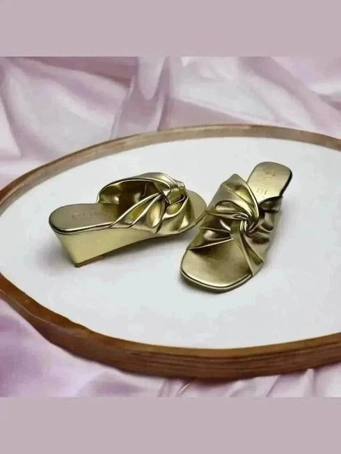 Womens Wrapped in Gold Wedges